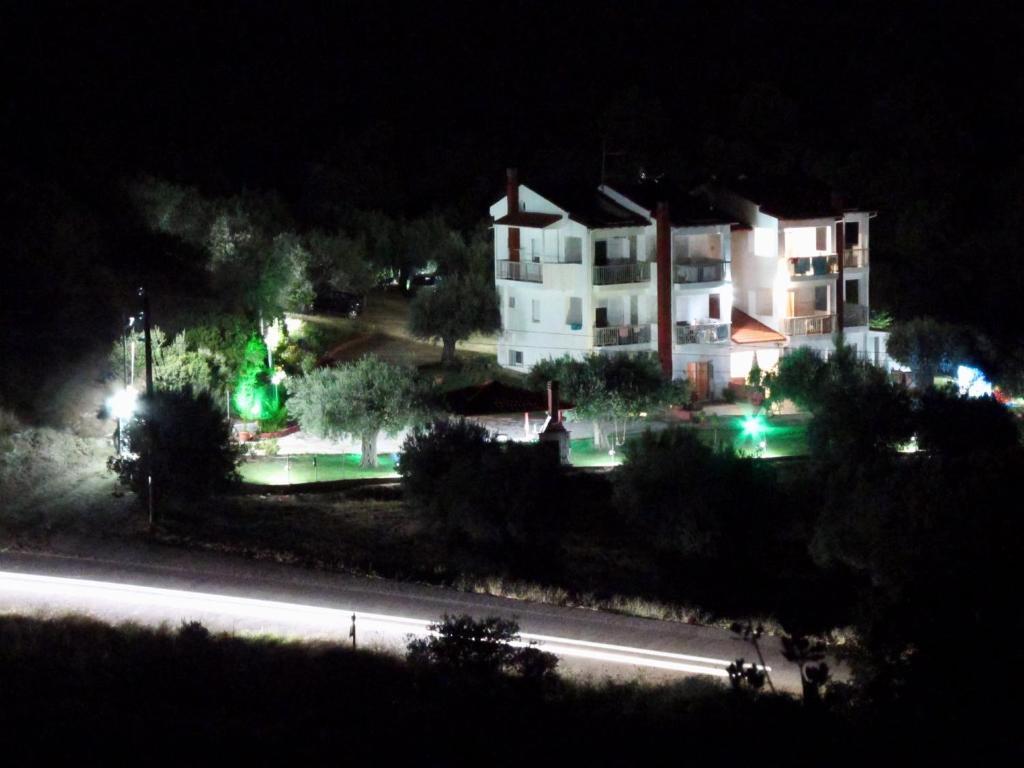 Agrelia Studios Agios Nikolaos  Buitenkant foto